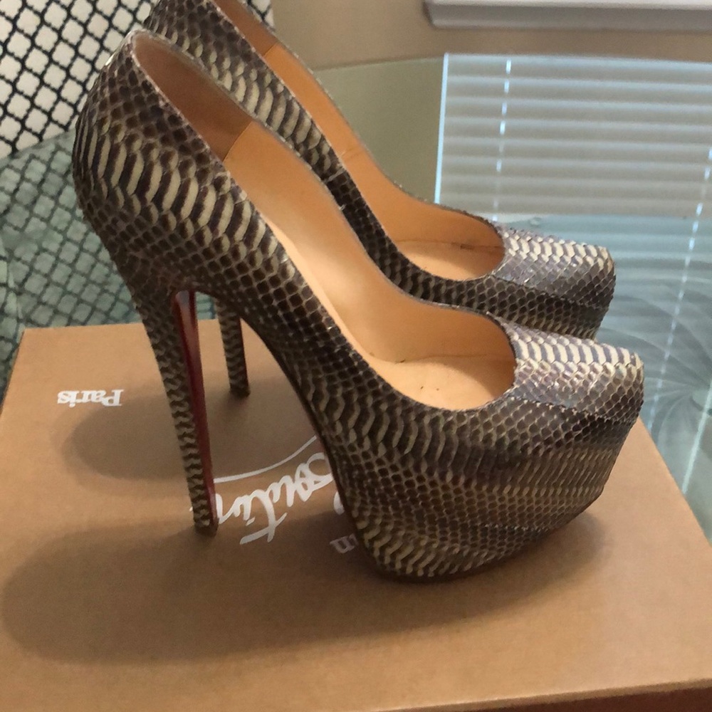 Christian Louboutin Daffodile 160 Ayer Natural
